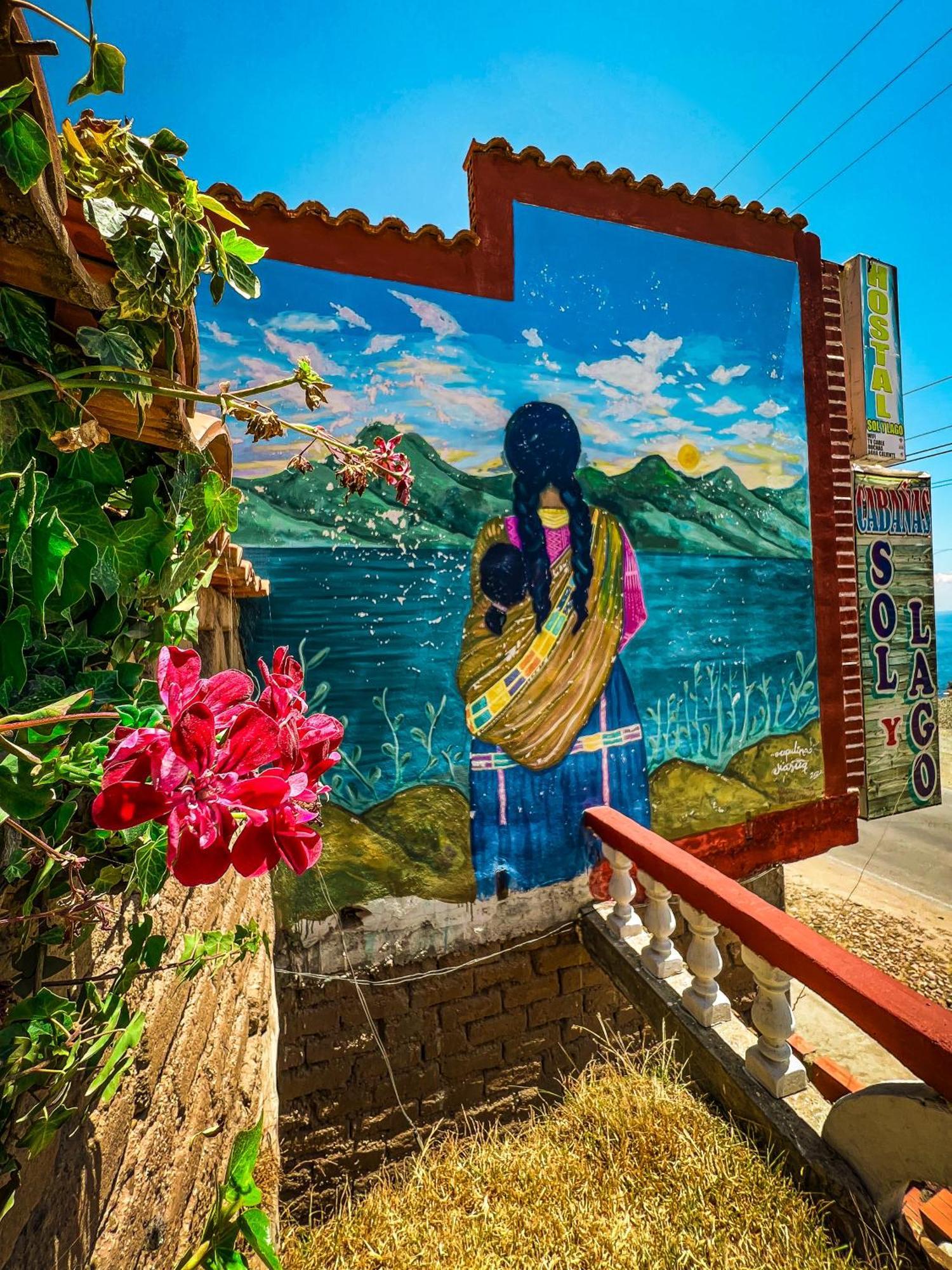 Hostal Sol Y Lago コパカバーナ エクステリア 写真