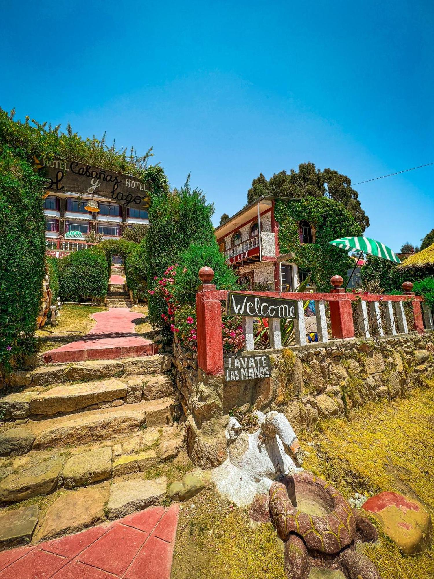 Hostal Sol Y Lago コパカバーナ エクステリア 写真