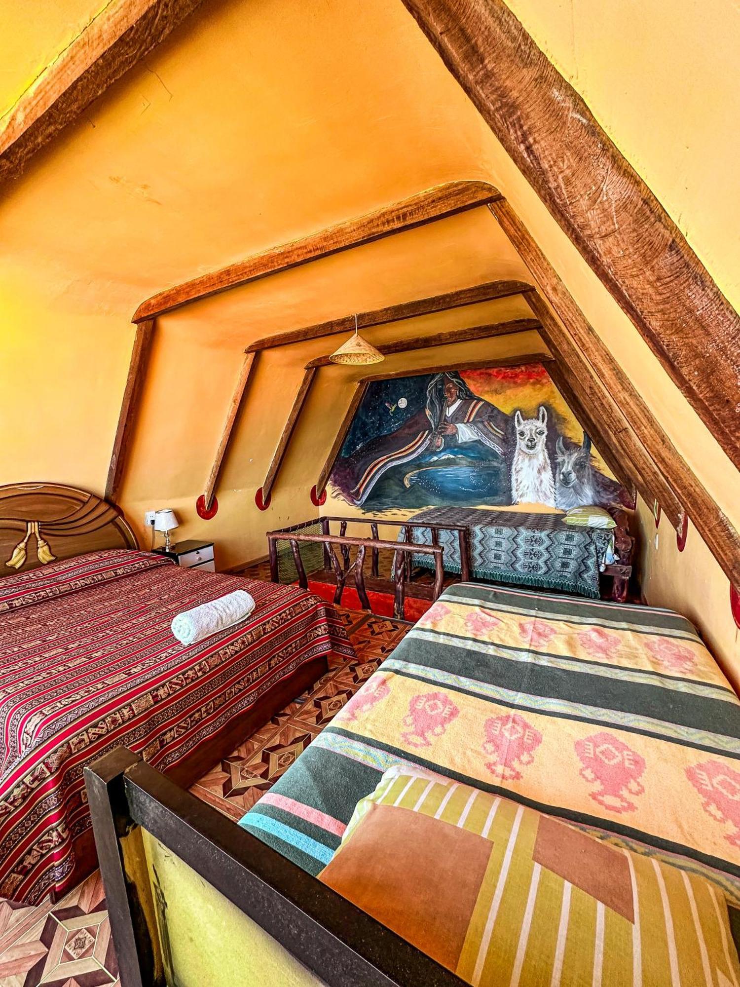 Hostal Sol Y Lago コパカバーナ エクステリア 写真